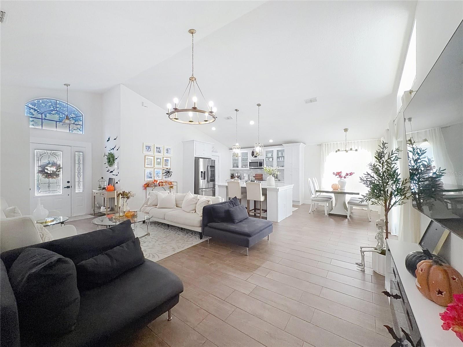 Image 7 of 26 For 41 Montana Avenue