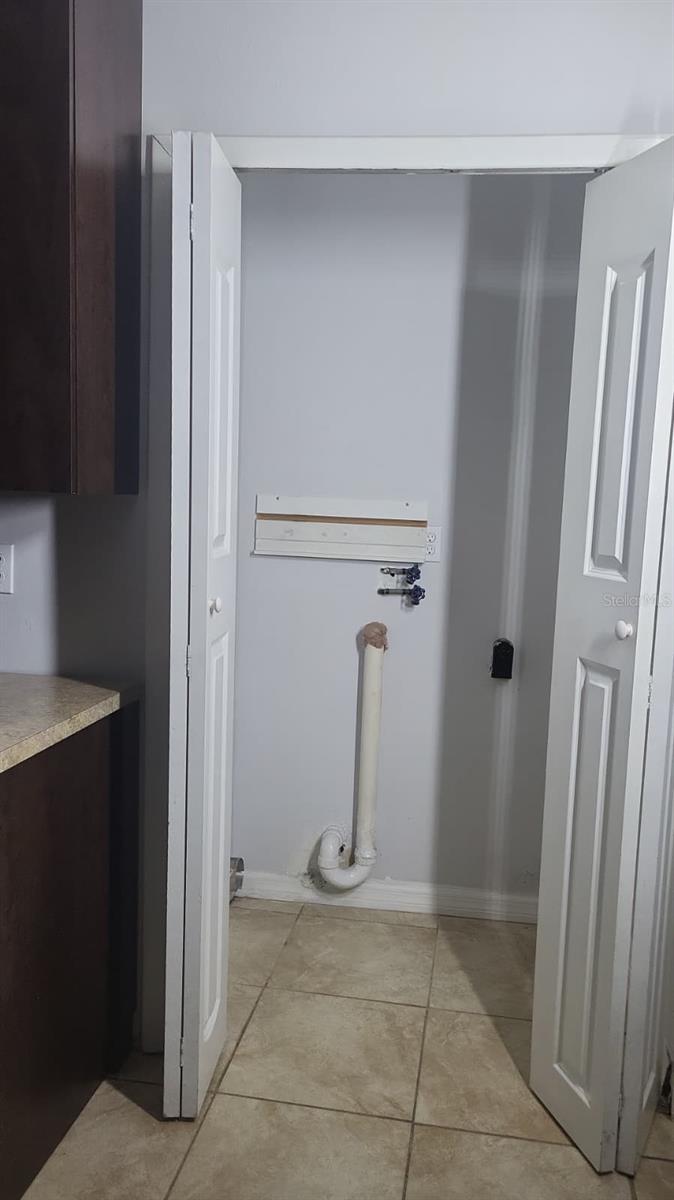 Image 5 of 11 For 1508 Lee Avenue 1510
