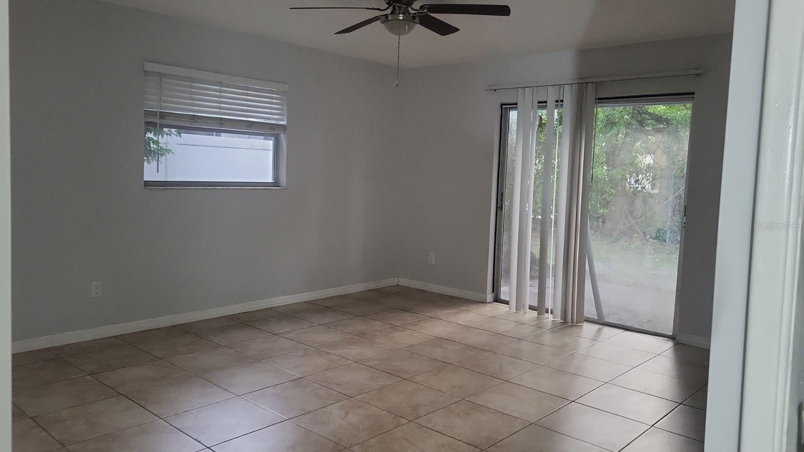 Image 6 of 11 For 1508 Lee Avenue 1510
