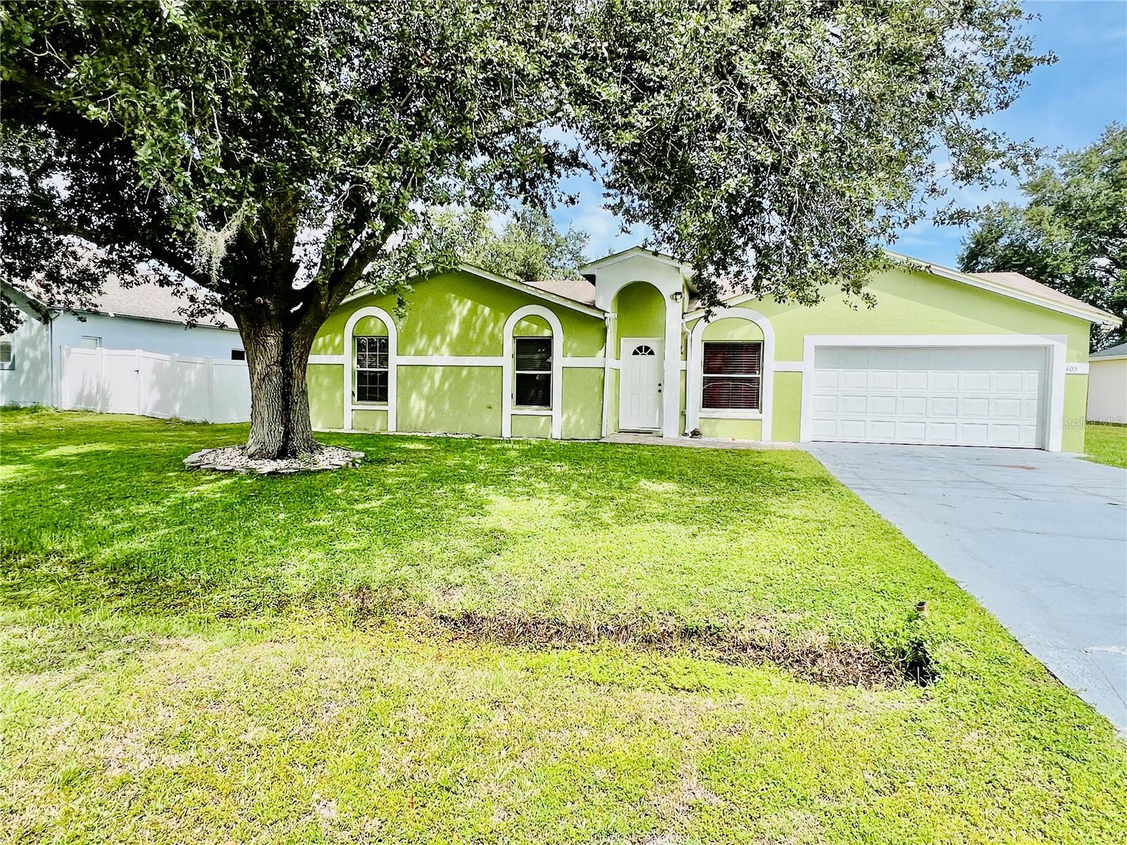 Image 3 of 68 For 405 Albatross Court