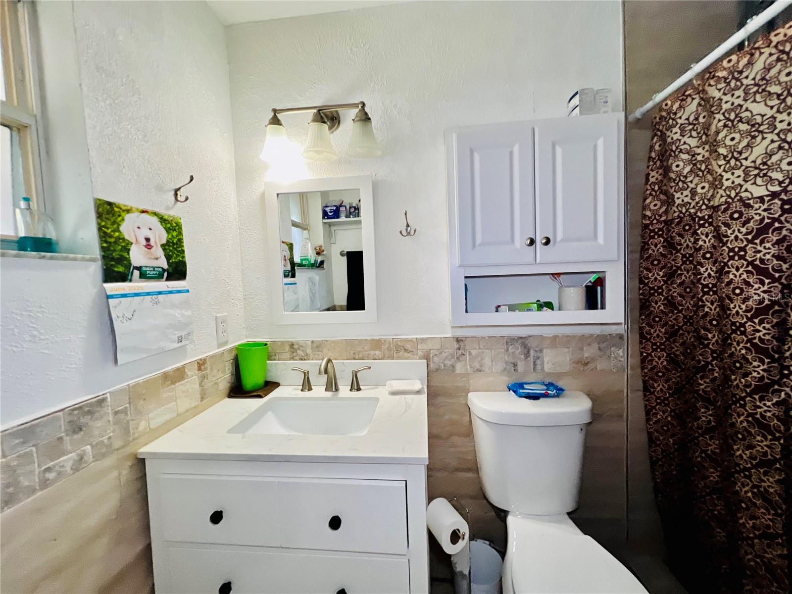 Image 37 of 68 For 405 Albatross Court