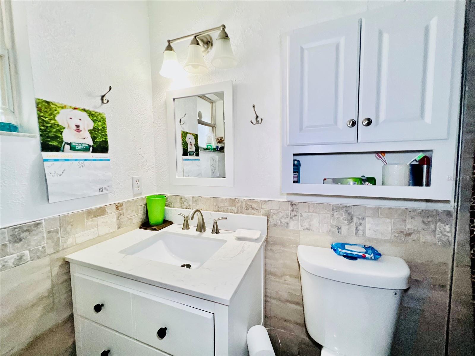 Image 38 of 68 For 405 Albatross Court