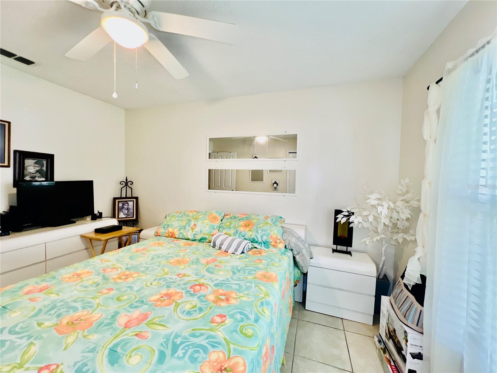 Image 47 of 68 For 405 Albatross Court