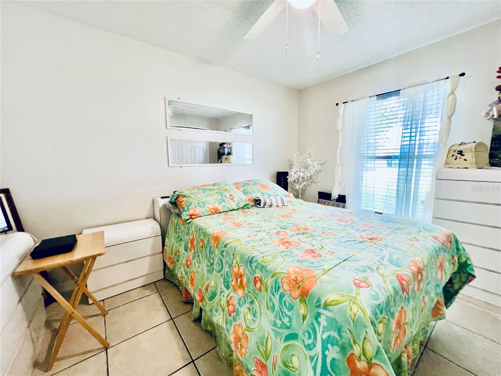 Image 50 of 68 For 405 Albatross Court