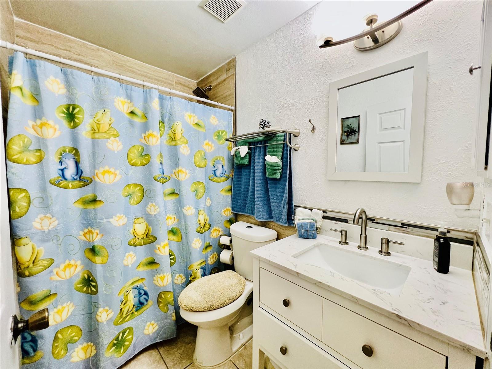 Image 51 of 68 For 405 Albatross Court