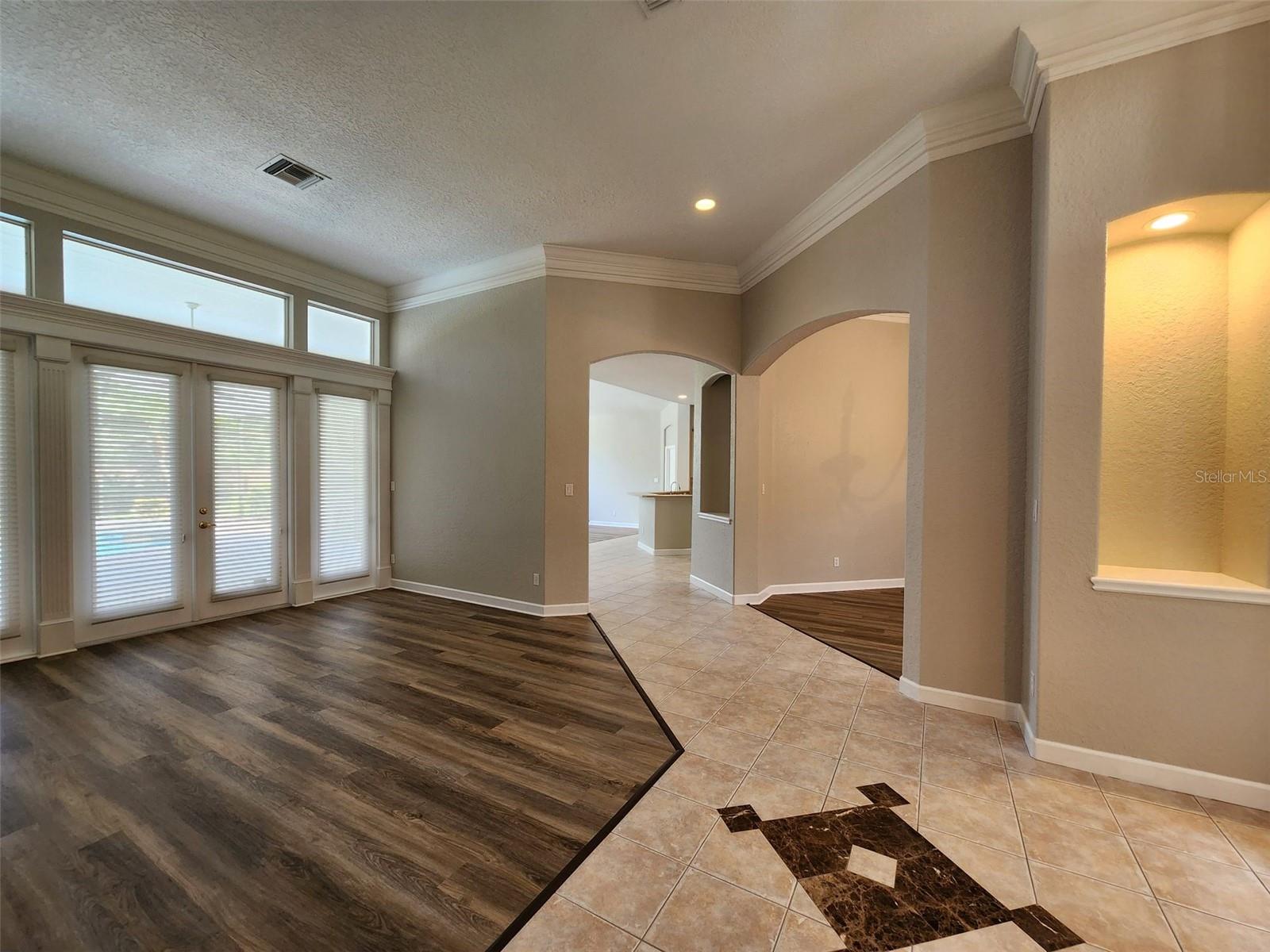 Image 13 of 37 For 8841 Great Cove Drive