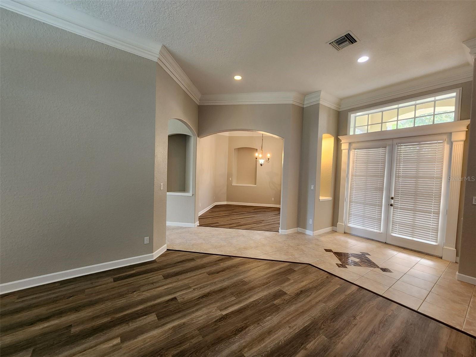Image 14 of 37 For 8841 Great Cove Drive