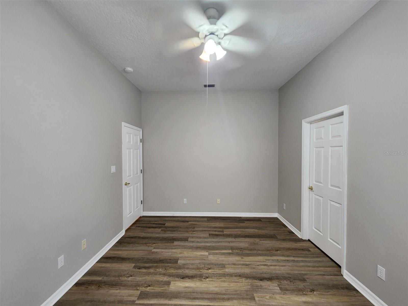 Image 21 of 37 For 8841 Great Cove Drive