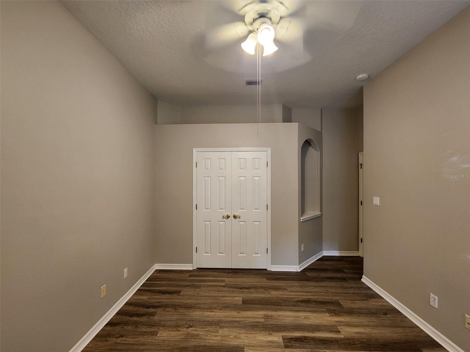 Image 23 of 37 For 8841 Great Cove Drive