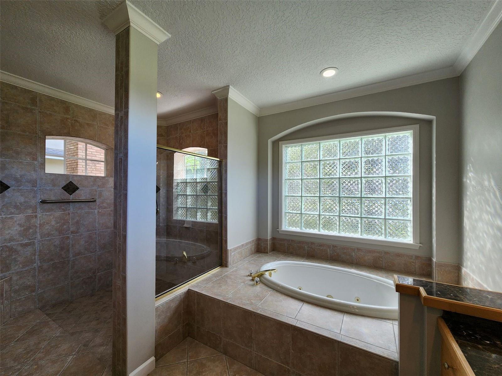 Image 25 of 37 For 8841 Great Cove Drive