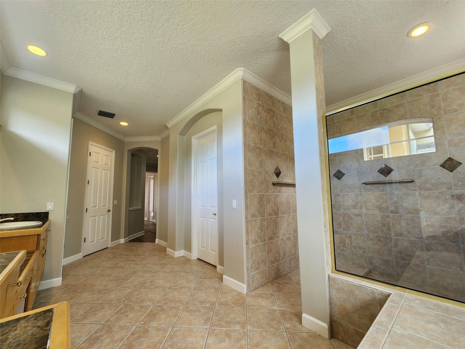 Image 27 of 37 For 8841 Great Cove Drive