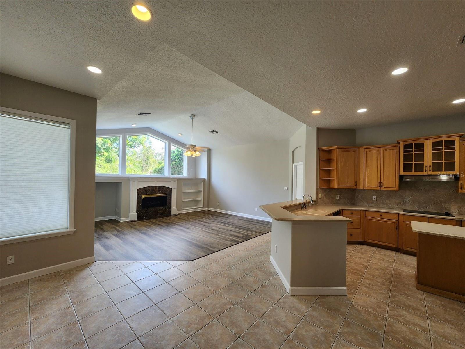 Image 6 of 37 For 8841 Great Cove Drive