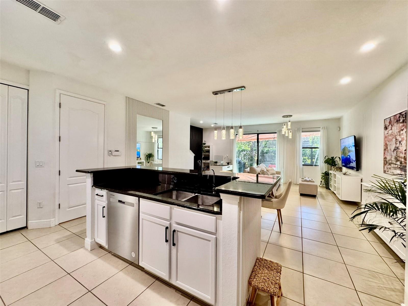 Image 10 of 51 For 8458 Kelsall Drive