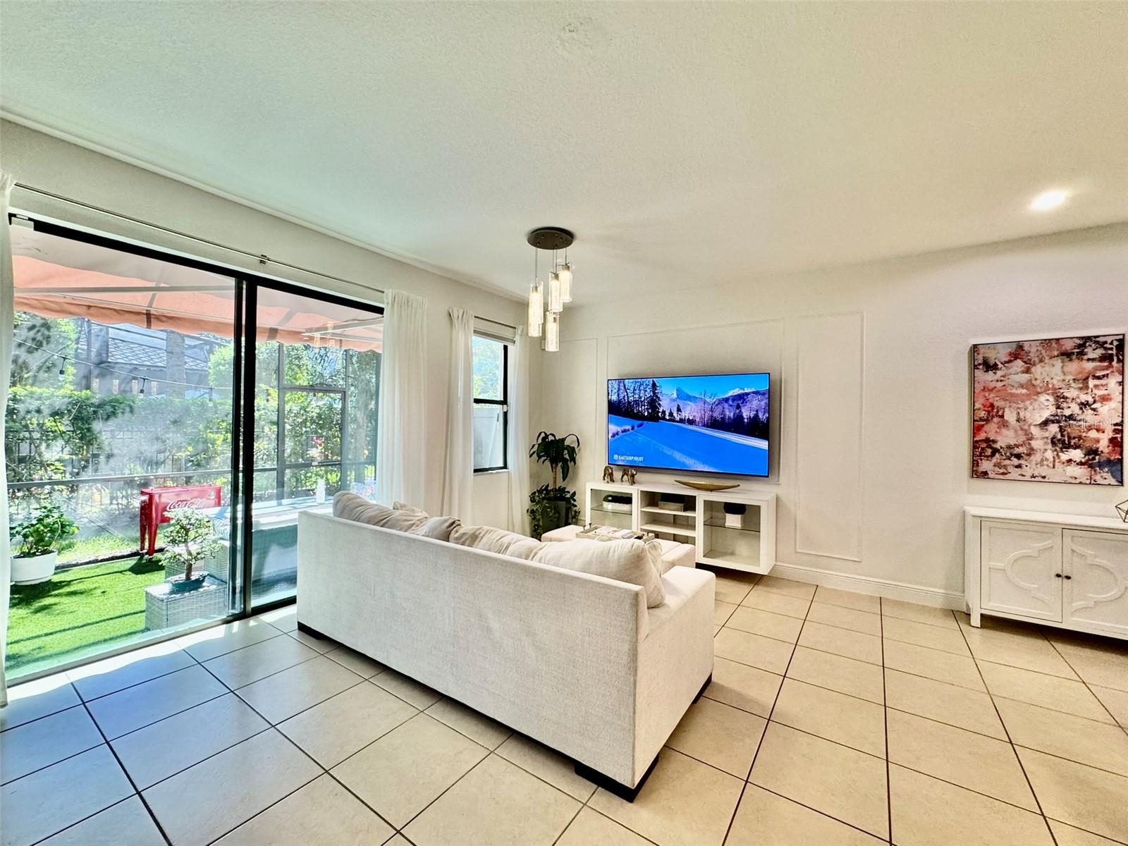 Image 5 of 51 For 8458 Kelsall Drive