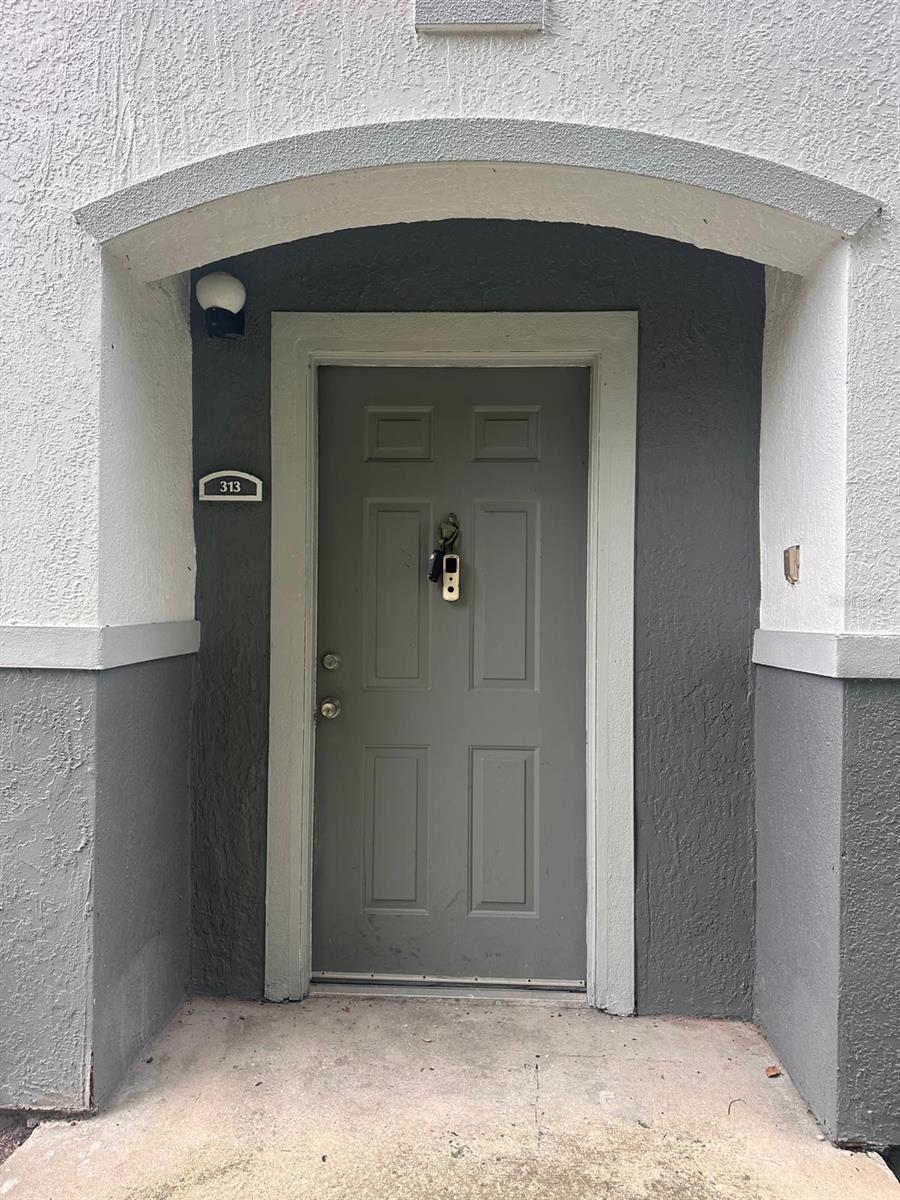 Image 3 of 27 For 4364 Kirkman Road 3