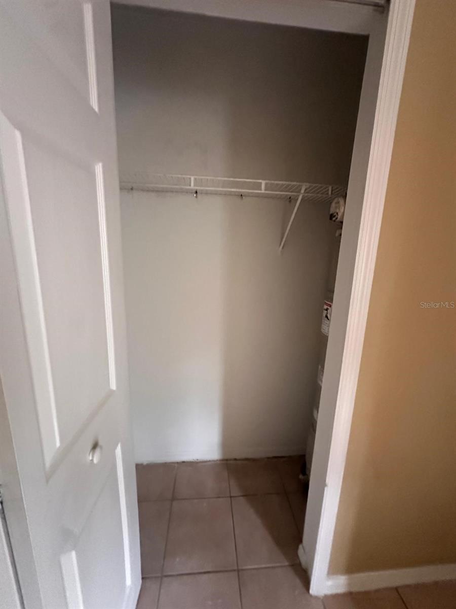 Image 7 of 27 For 4364 Kirkman Road 3