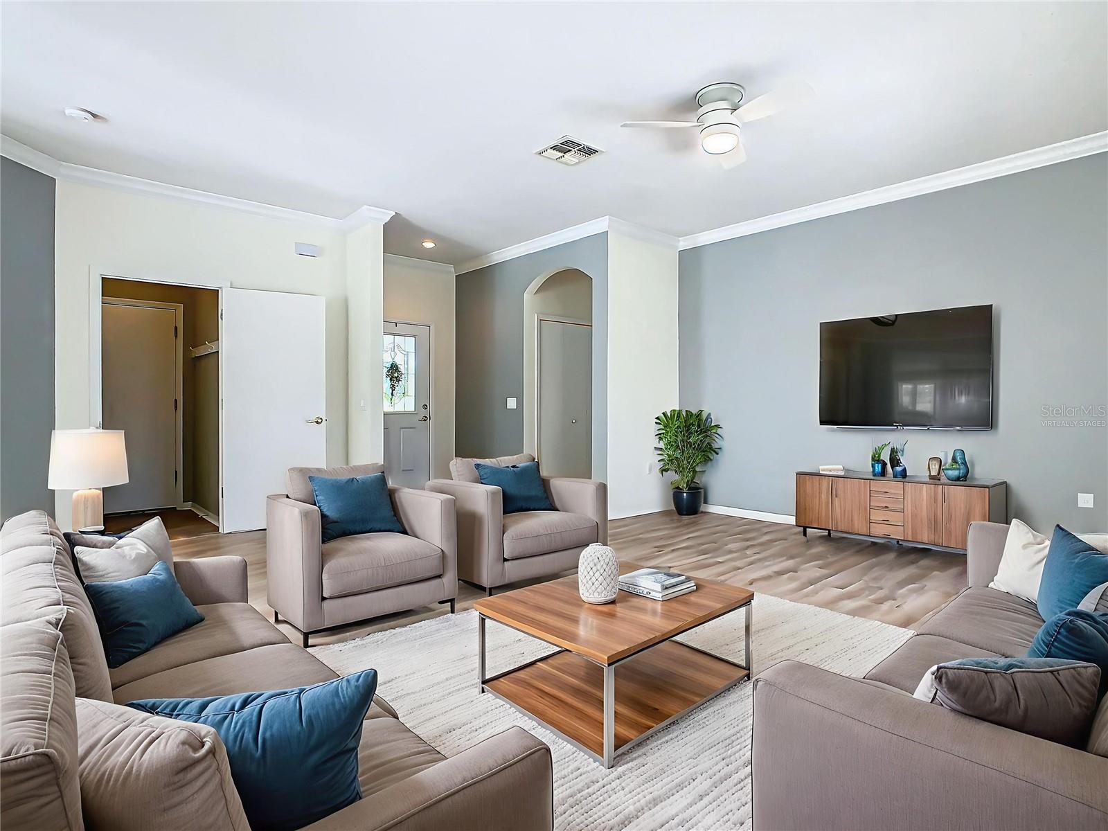 Image 12 of 80 For 243 New River Drive