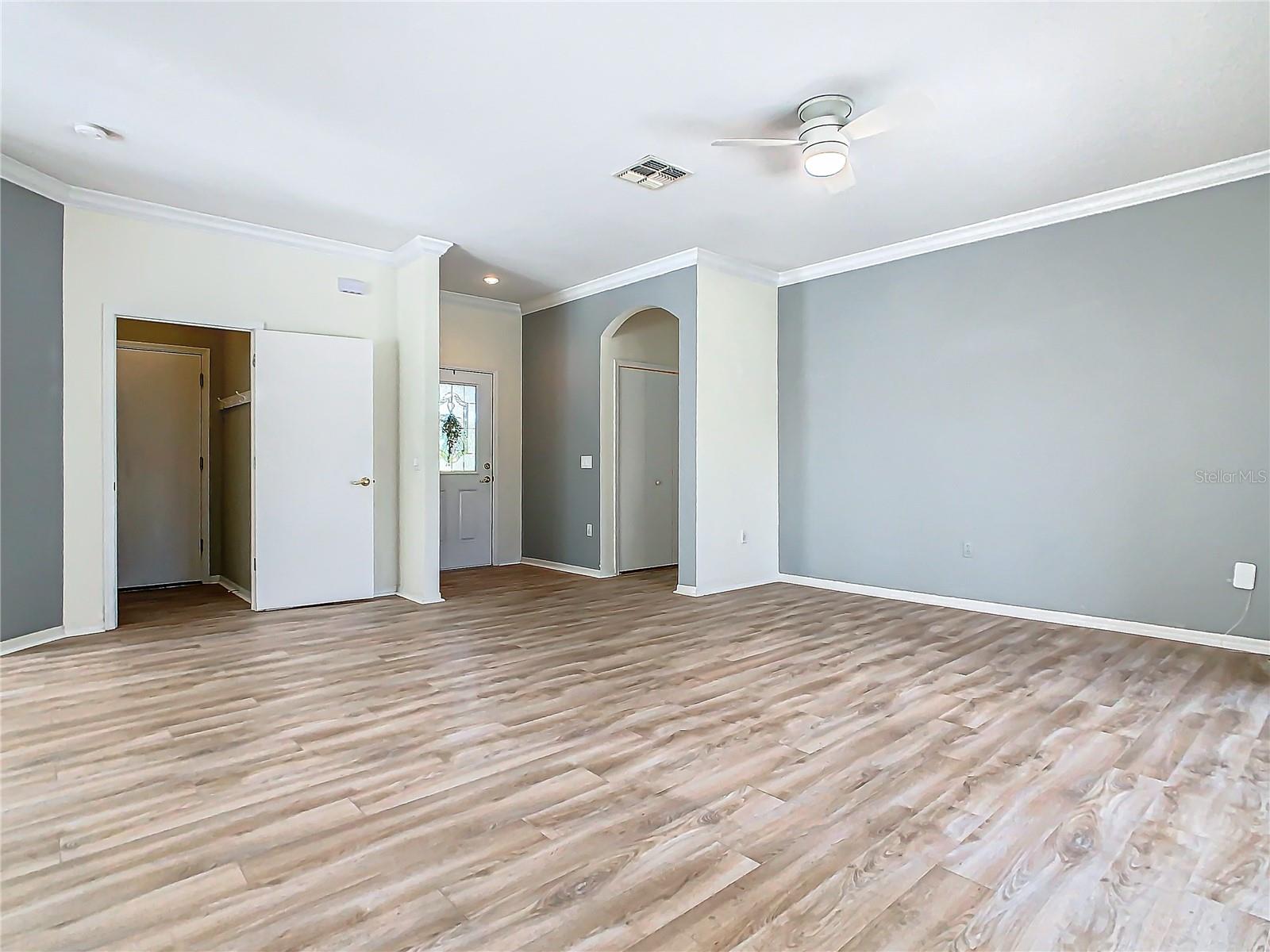 Image 13 of 80 For 243 New River Drive