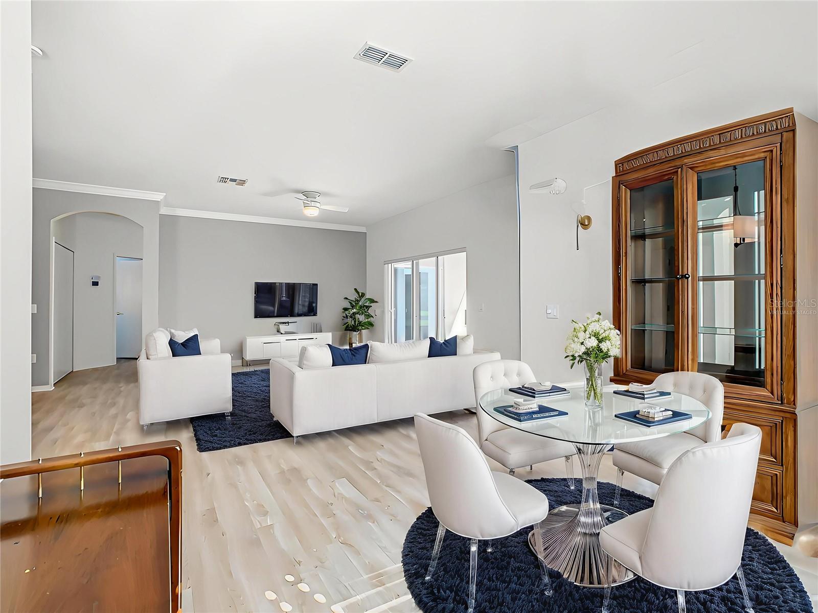 Image 16 of 80 For 243 New River Drive