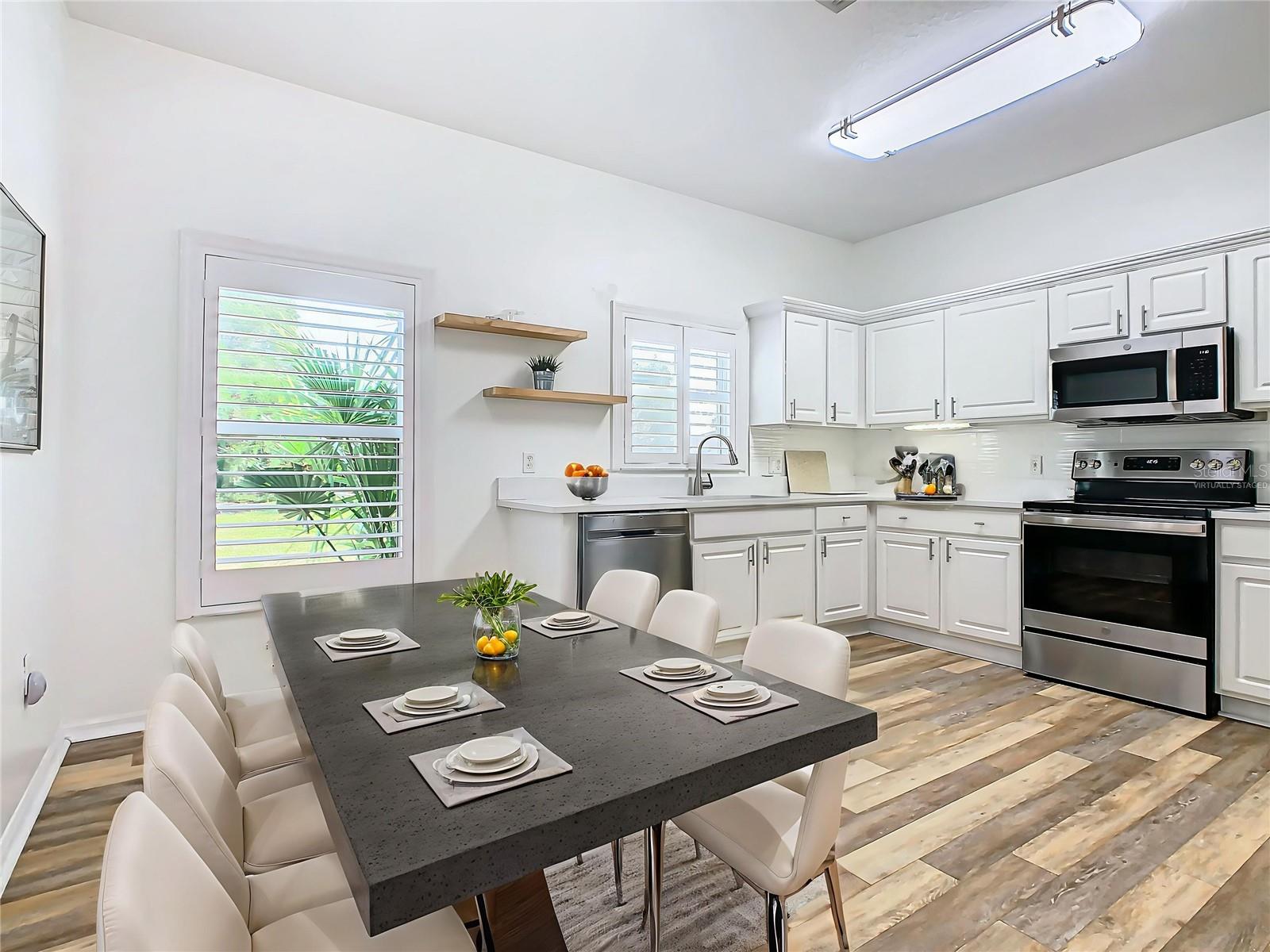 Image 18 of 80 For 243 New River Drive