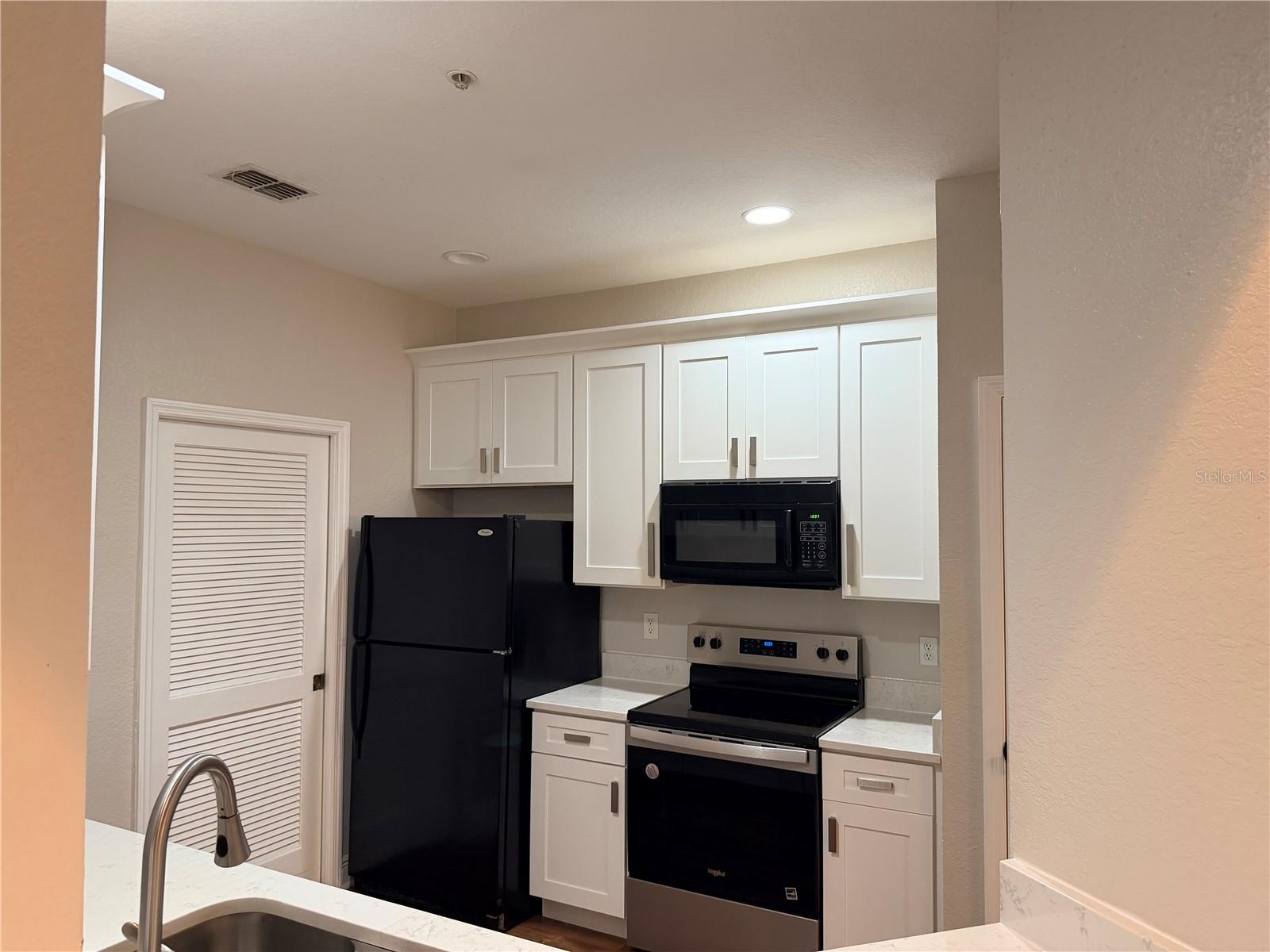 Image 2 of 16 For 3001 Laurel Run Lane 108