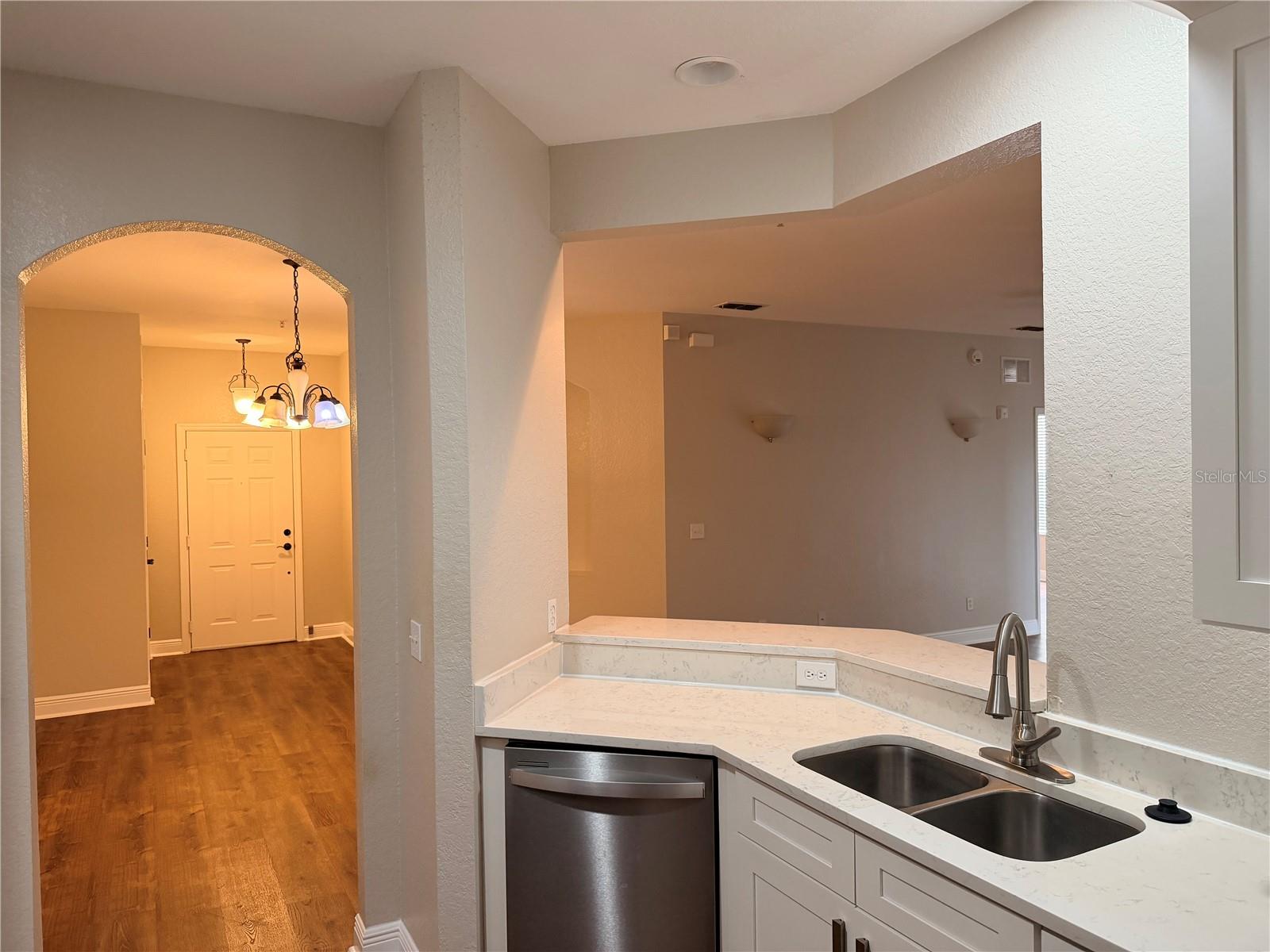 Image 3 of 16 For 3001 Laurel Run Lane 108
