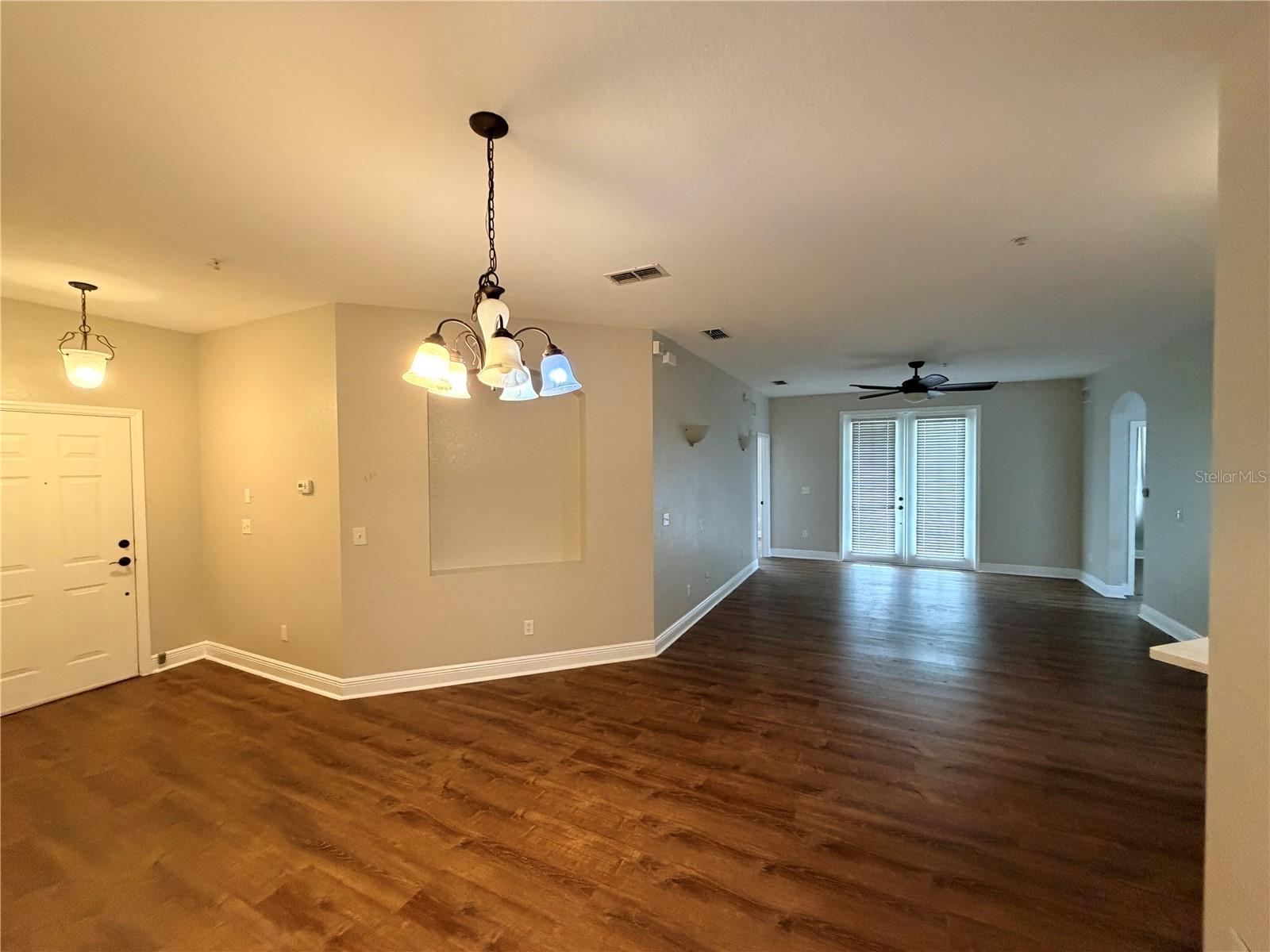 Image 7 of 16 For 3001 Laurel Run Lane 108