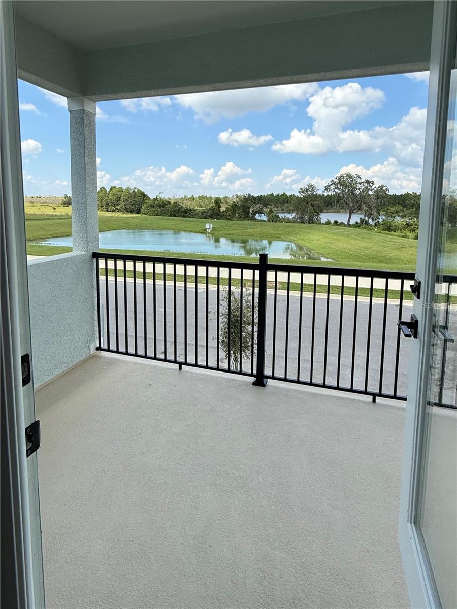 Image 18 of 36 For 15168 Field Daisy Dr
