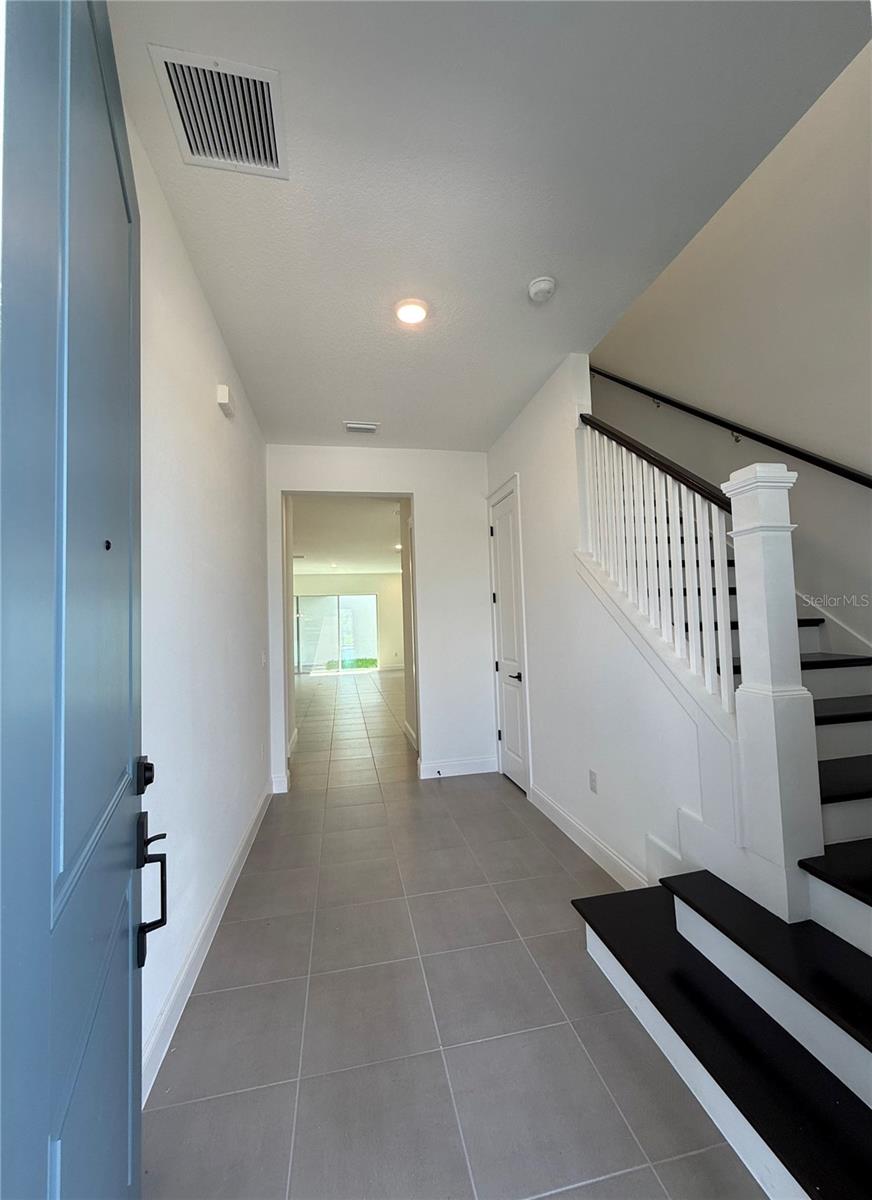 Image 3 of 36 For 15168 Field Daisy Dr