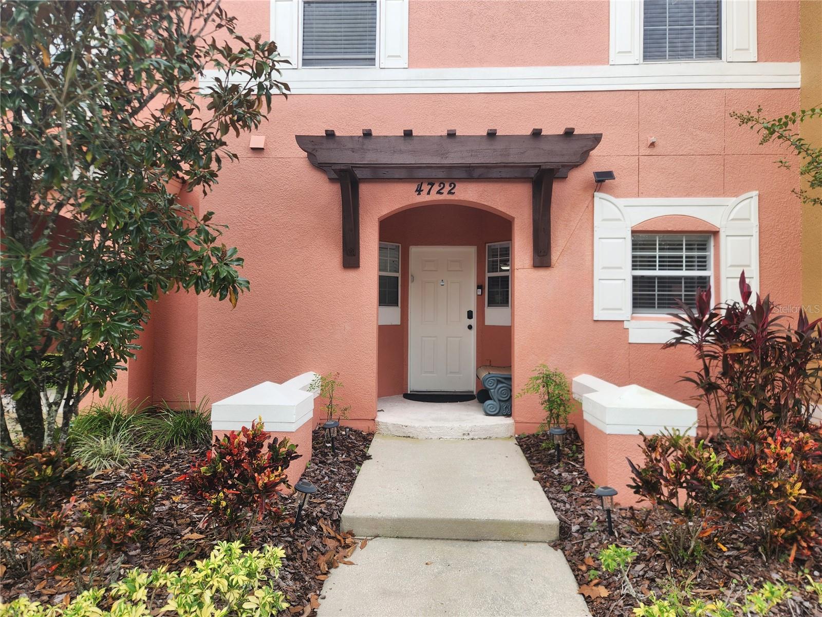 Image 2 of 44 For 4722 Vero Beach Place