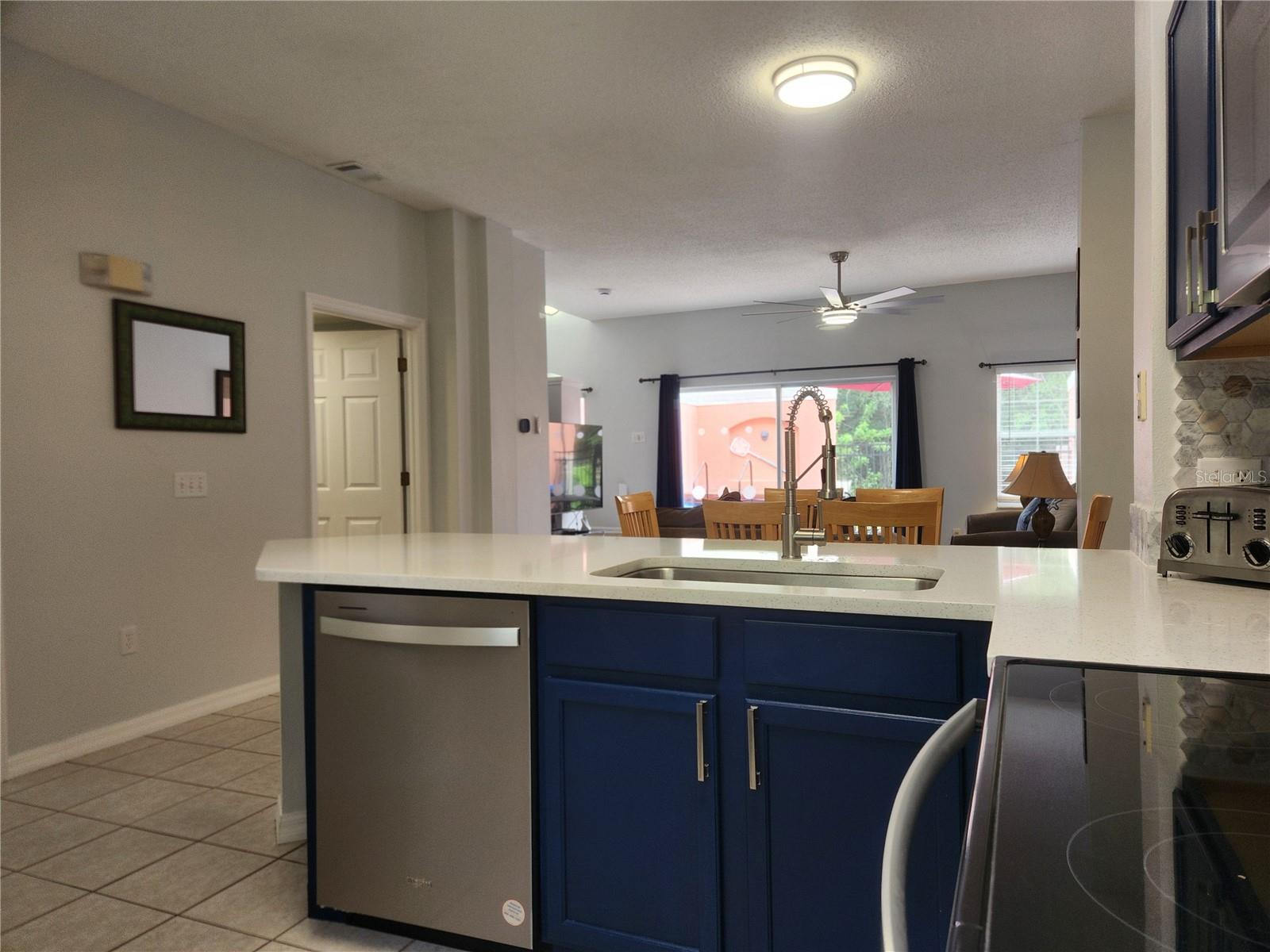 Image 6 of 44 For 4722 Vero Beach Place