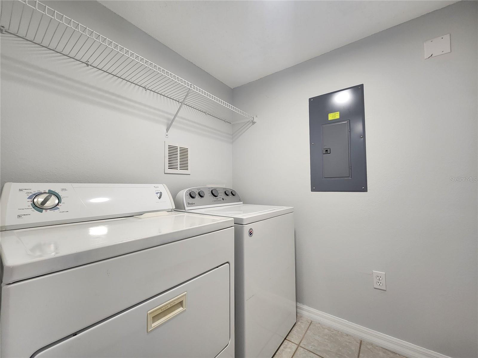 Image 9 of 44 For 4722 Vero Beach Place