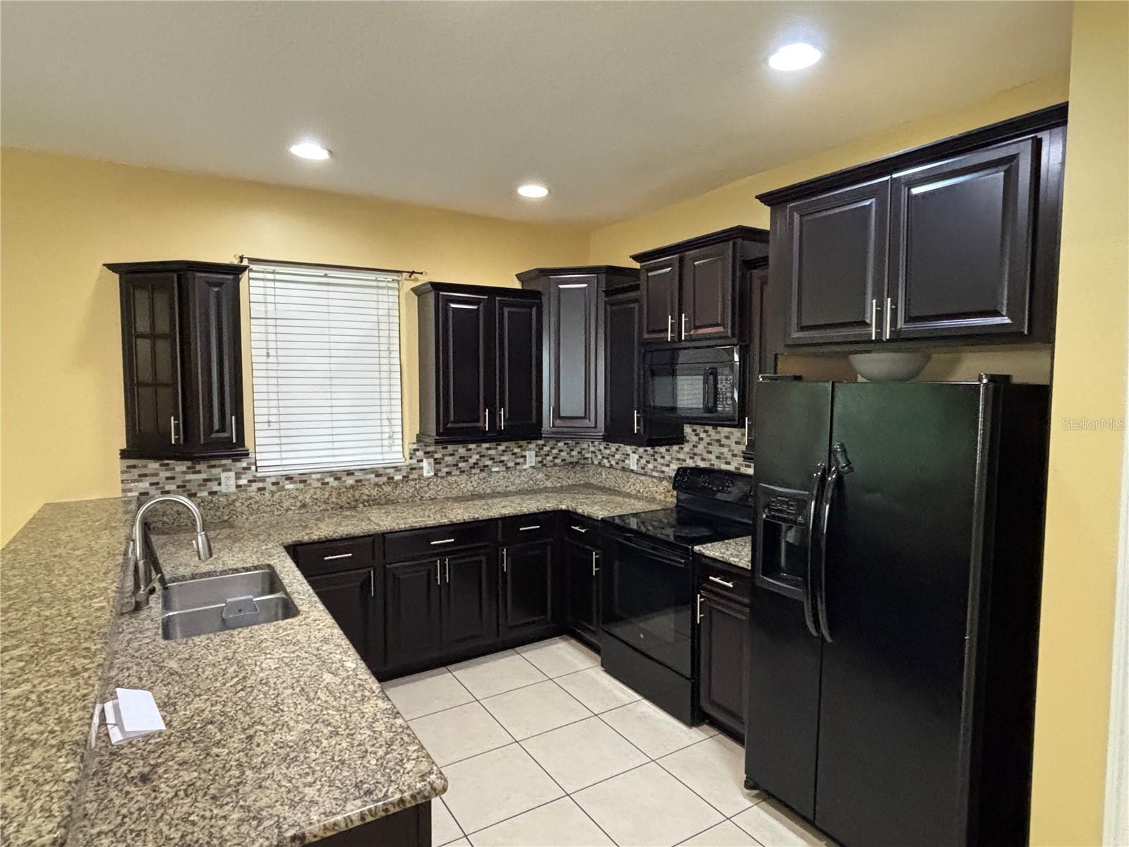 Image 3 of 7 For 1431 Portofino Meadows Boulevard