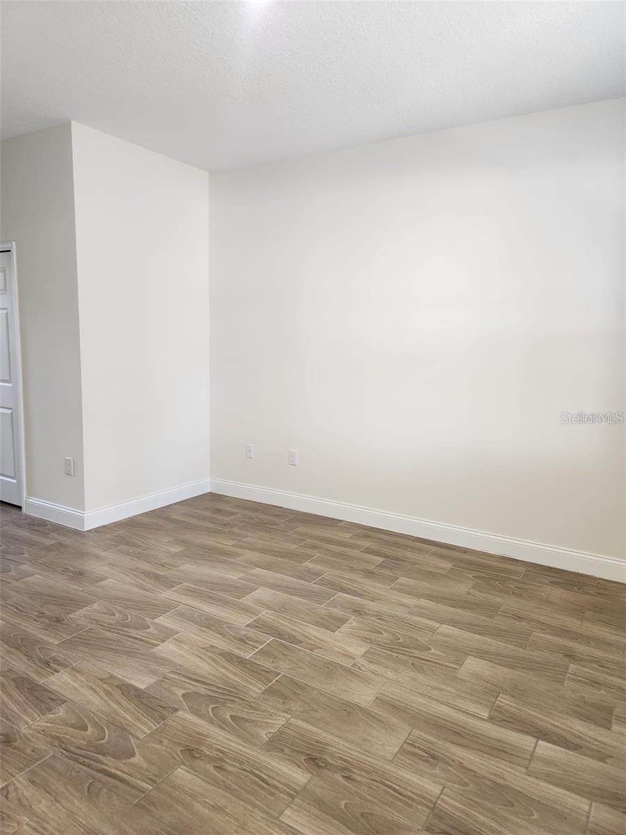 Image 11 of 14 For 338 Gardenia Court