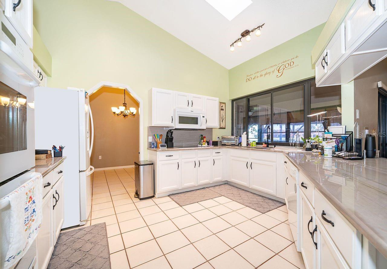 Image 8 of 28 For 2333 Sweetwater Boulevard