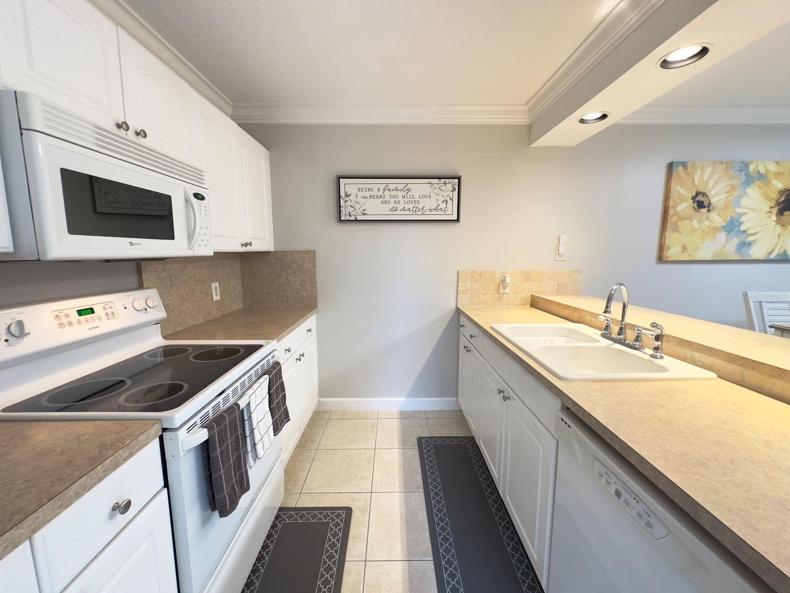 Image 12 of 27 For 620 6th Way 