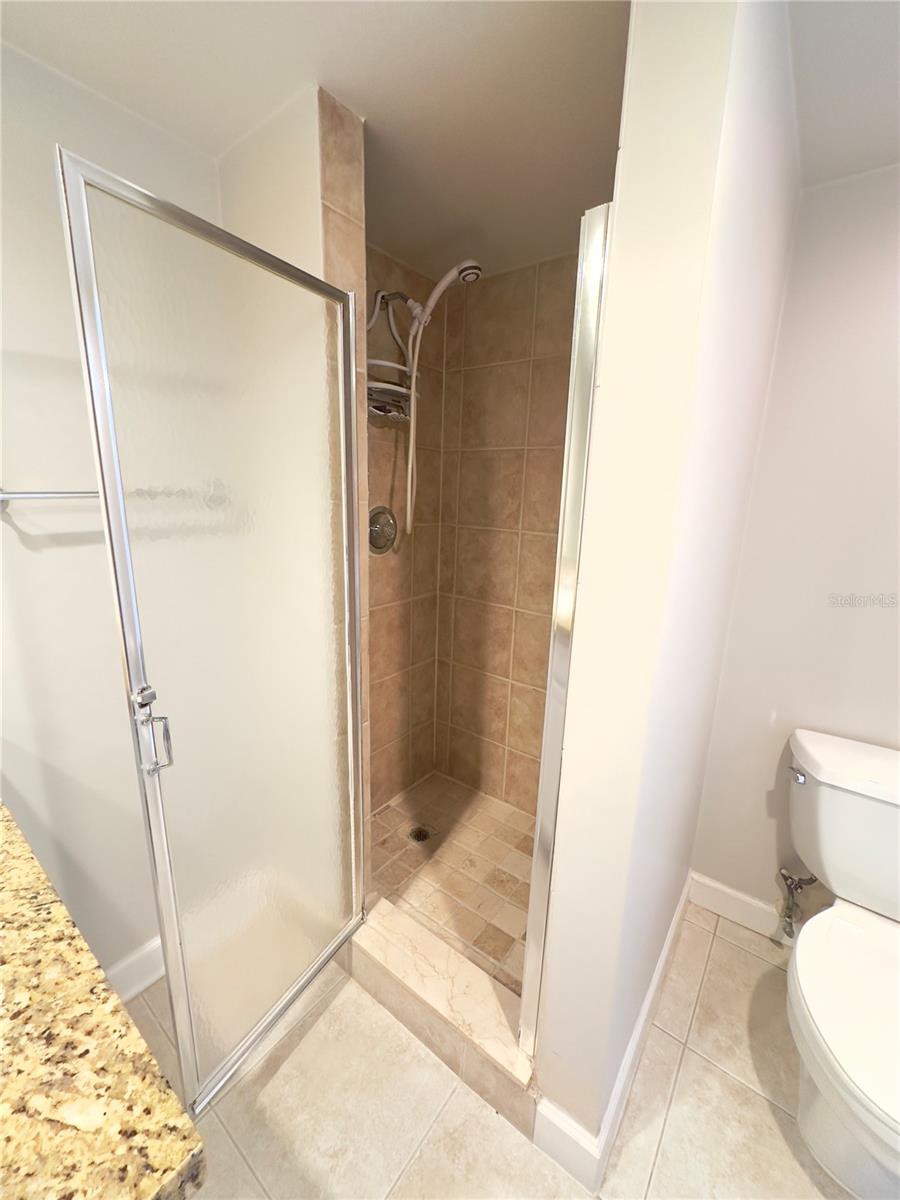 Image 19 of 27 For 620 6th Way 