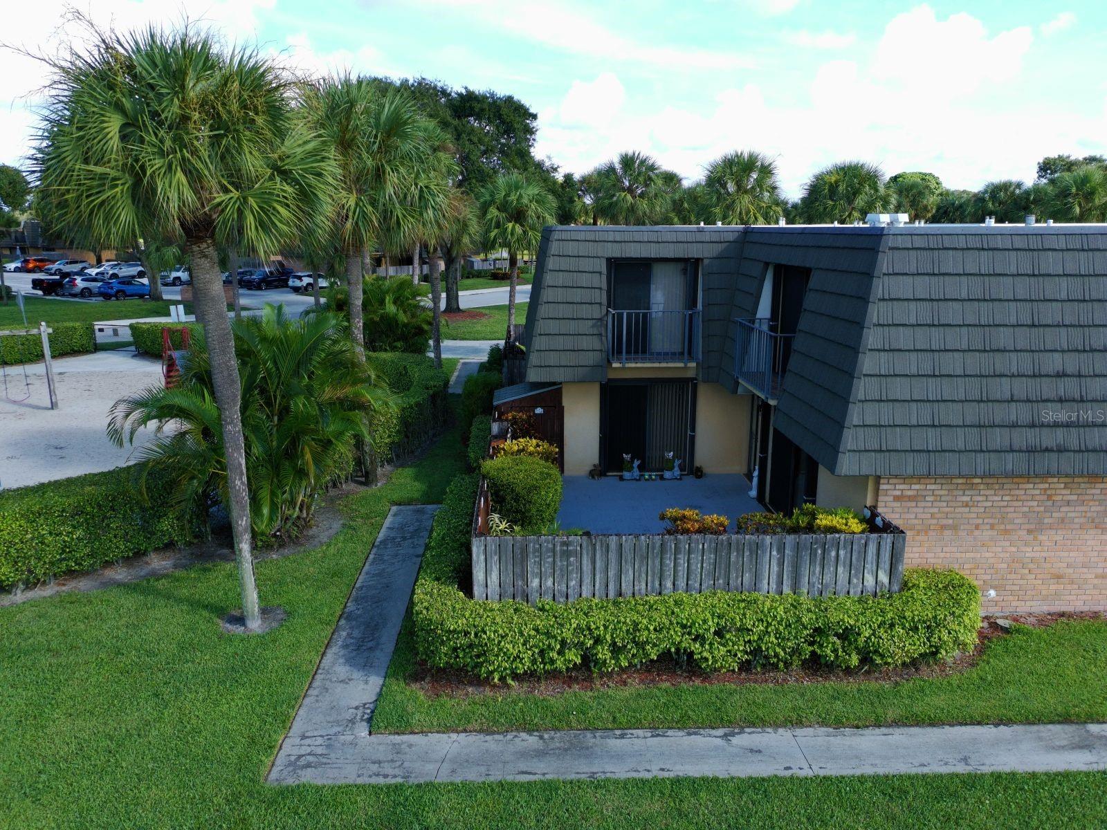 Image 3 of 27 For 620 6th Way 