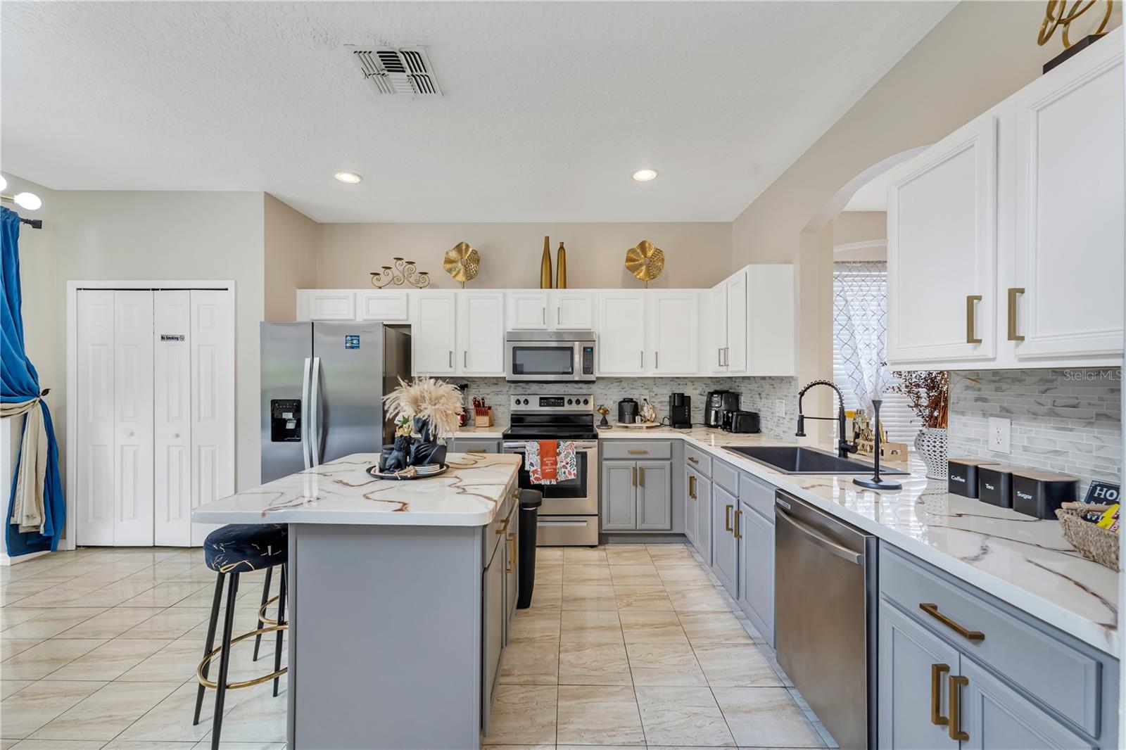 Image 3 of 52 For 2736 Lido Key Drive