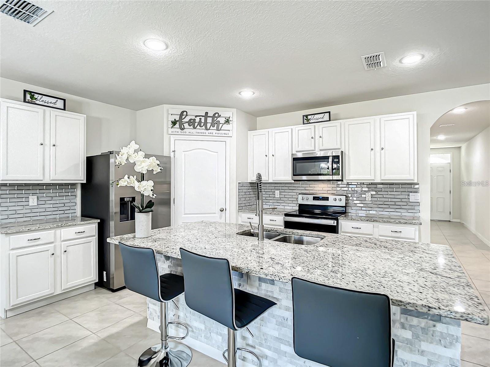 Image 6 of 27 For 2774 Sunkissed Drive