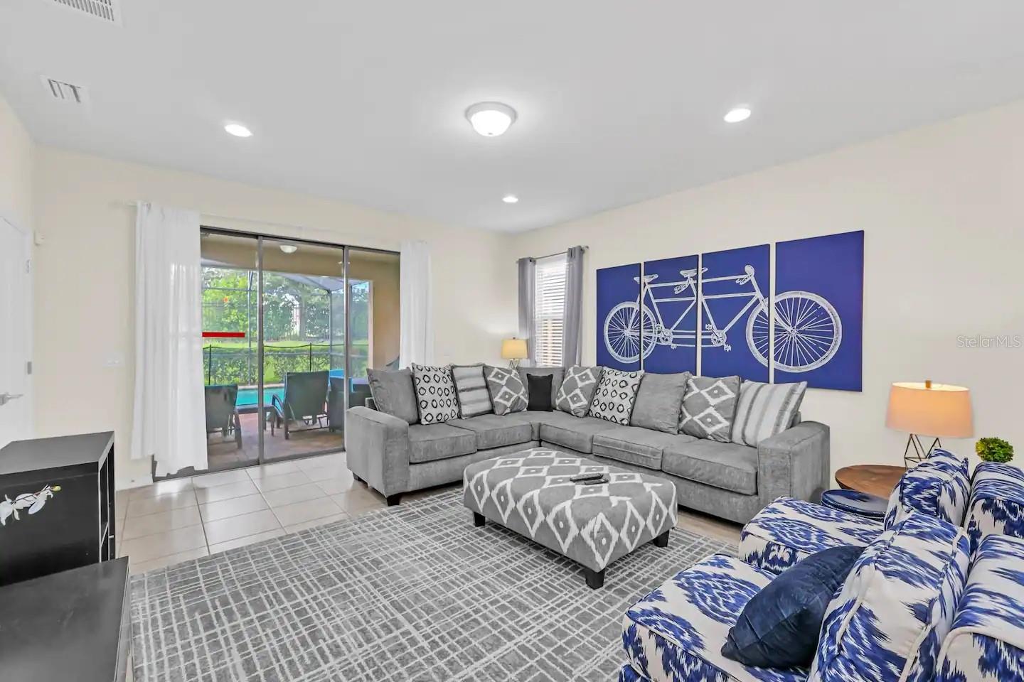 Image 12 of 45 For 8977 Rhodes Street