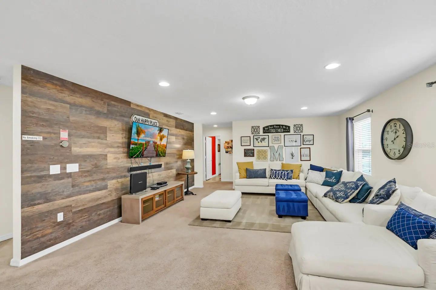 Image 18 of 45 For 8977 Rhodes Street