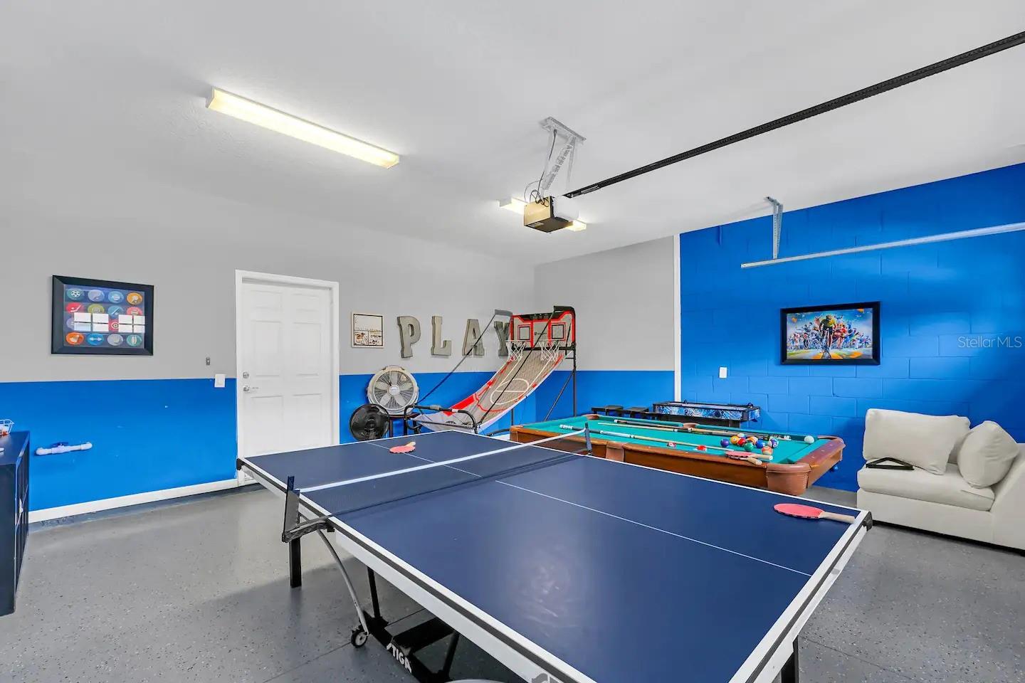 Image 21 of 45 For 8977 Rhodes Street