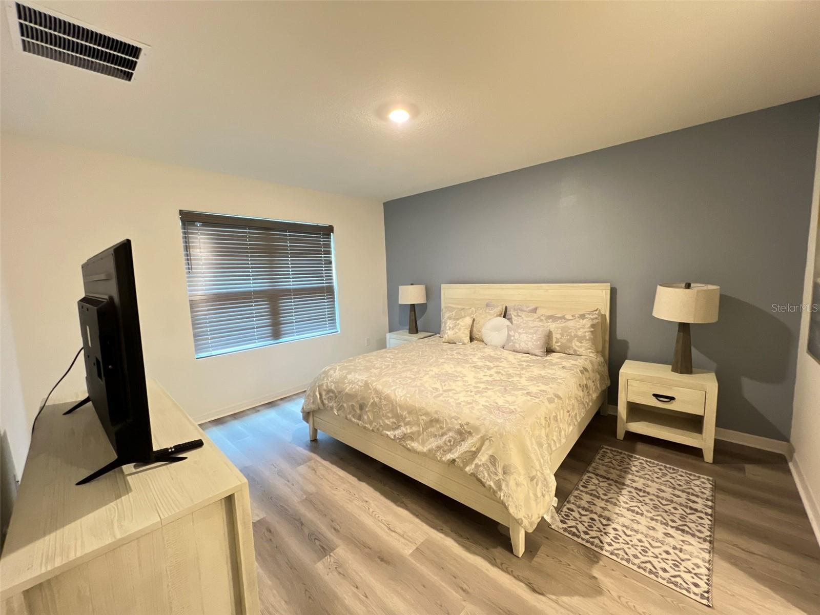 Image 8 of 14 For 1056 Brooklet Drive