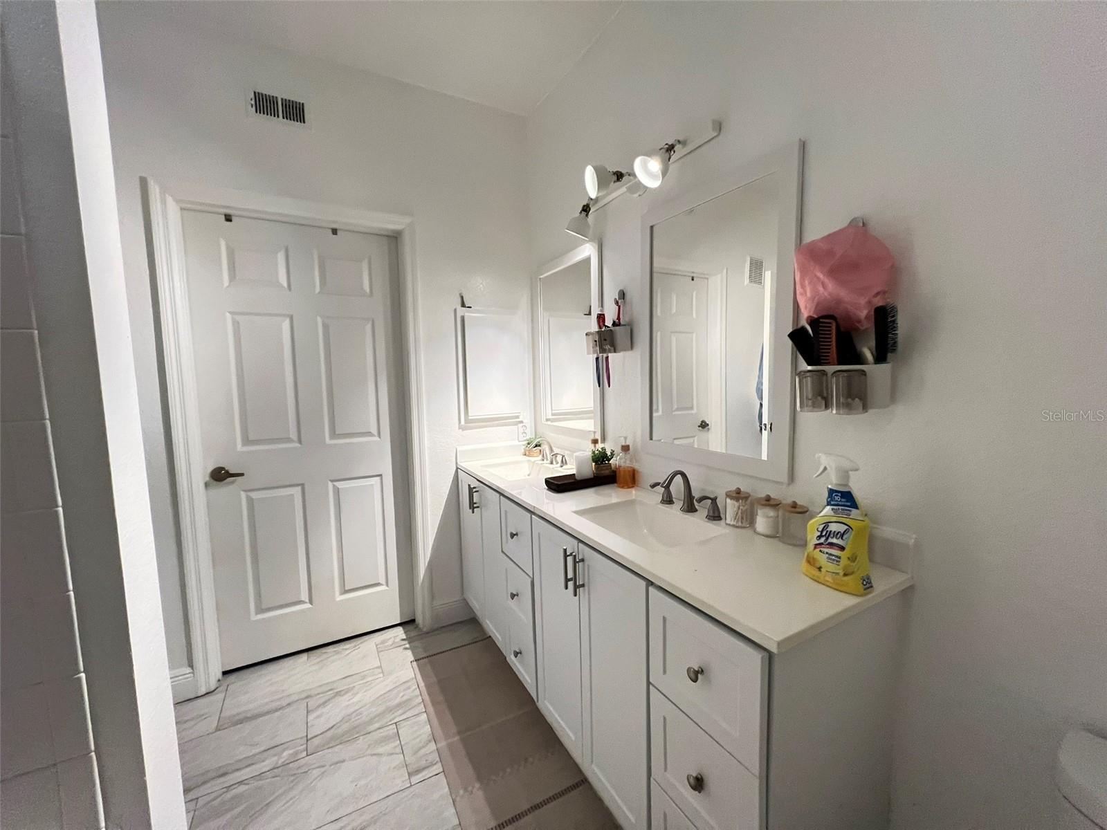 Image 20 of 29 For 3714 Palm Desert Lane 5317