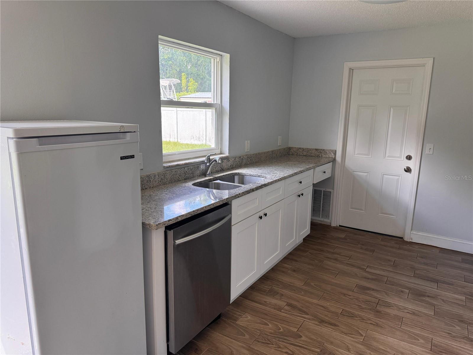 Image 2 of 8 For 12260 Delaware Woods Lane