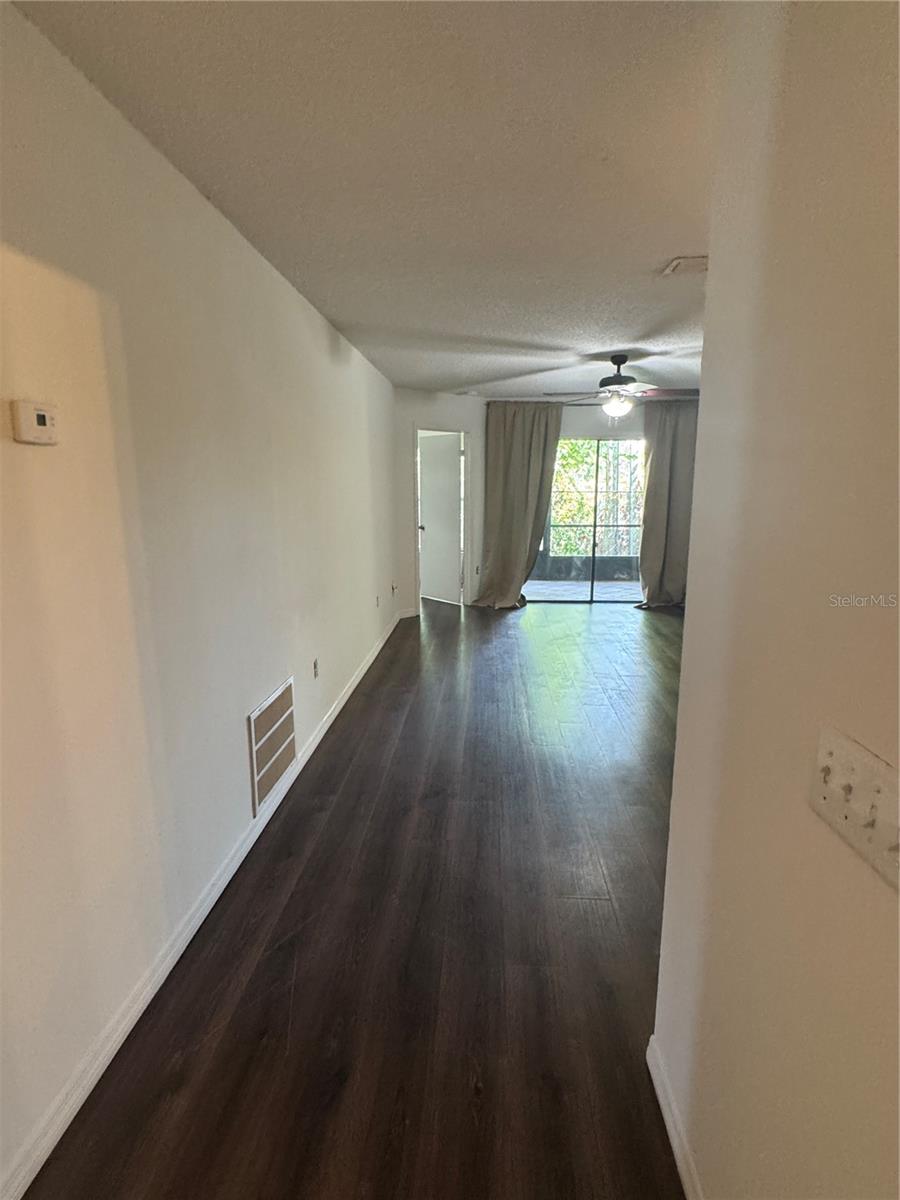 Image 11 of 25 For 2900 Semoran Boulevard S