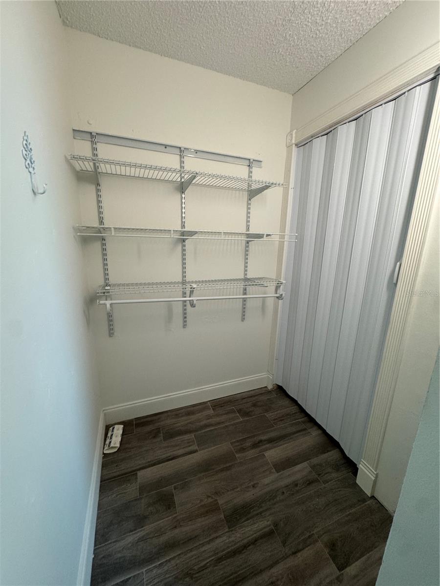 Image 21 of 25 For 2900 Semoran Boulevard S