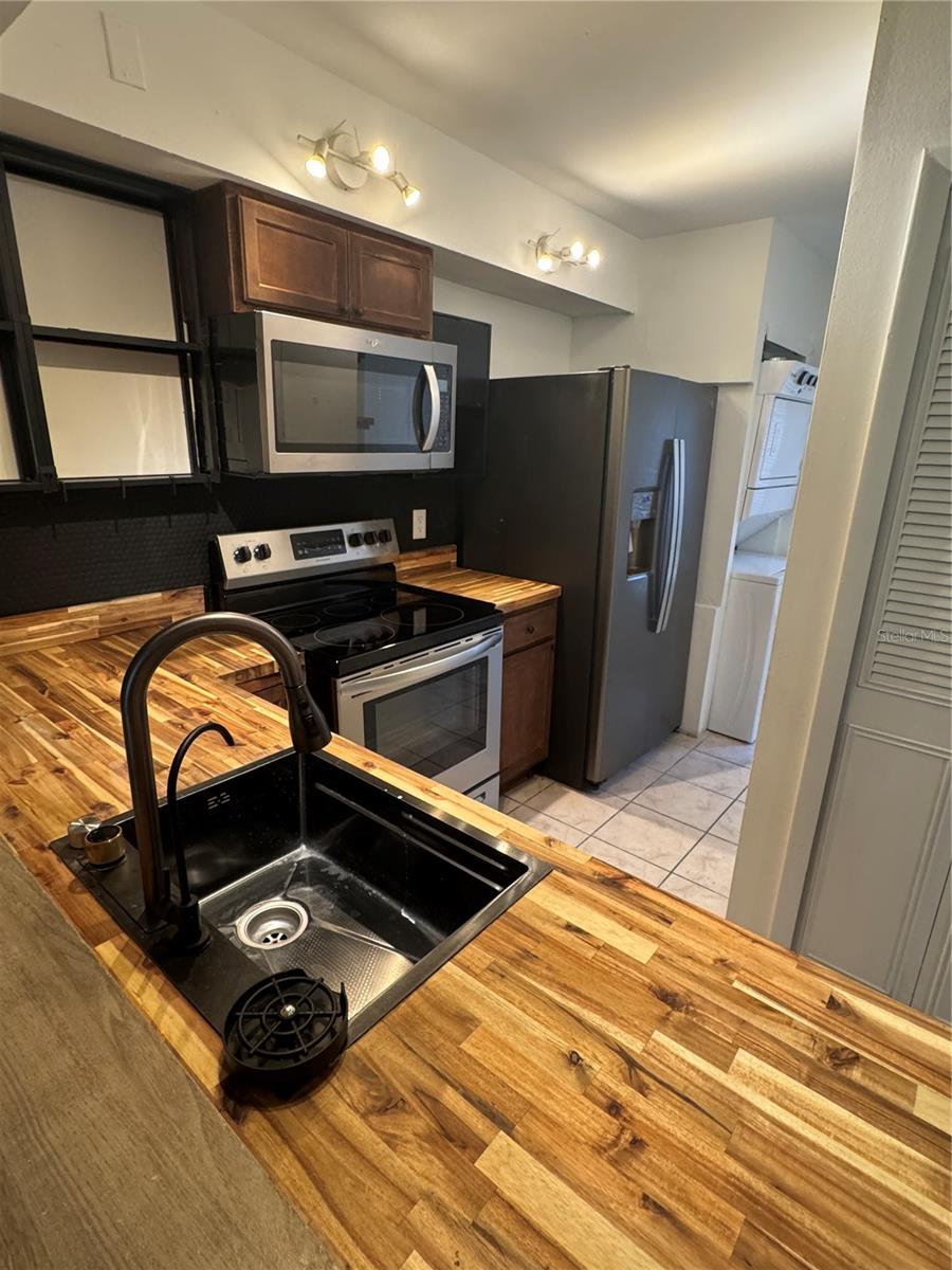 Image 3 of 25 For 2900 Semoran Boulevard S