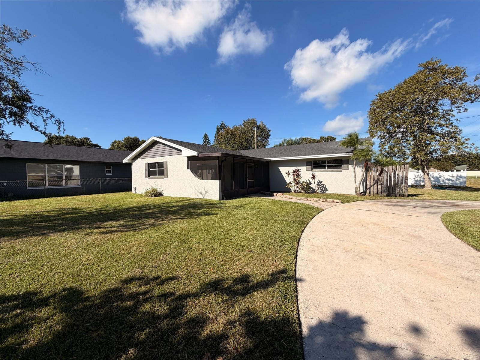 Image 8 of 34 For 100 Tennessee Avenue